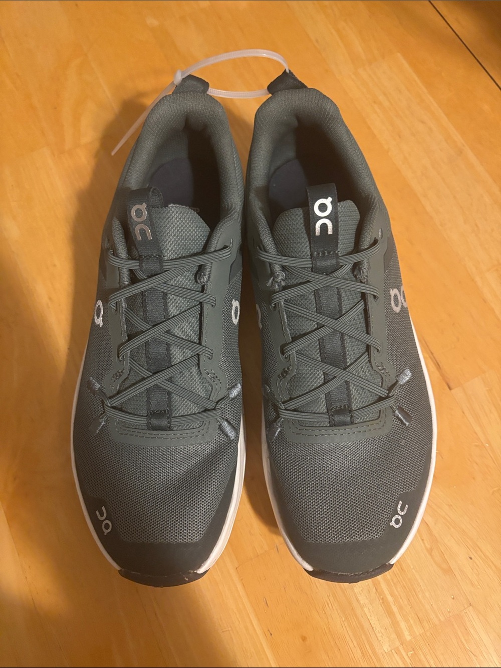 On Running  cloud leap kids Shoes